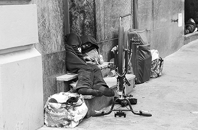 Homeless : Street Life : New York : Personal Photo Projects : Photos : Richard Moore : Photographer